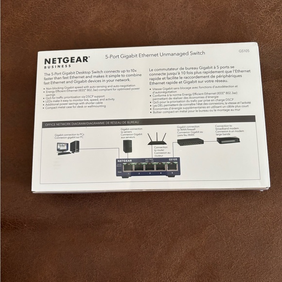 NETGEAR Black Wired Router for Efficient Networking - Picture 2 of 5